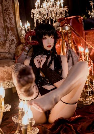 女子曲球动漫_JVID性感写真