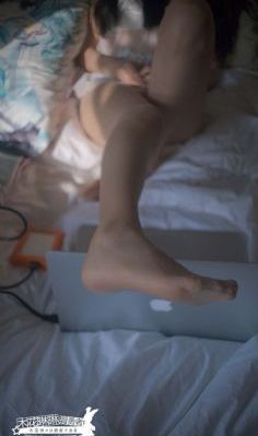 女教师2在线_高清高清在线