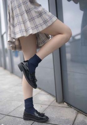 法国《酒店服务生》2023版_BD英语在线播放观看