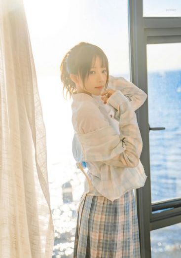 美丽的小蜜蜂美国版7娃娃脸_1080HD高清在线观看