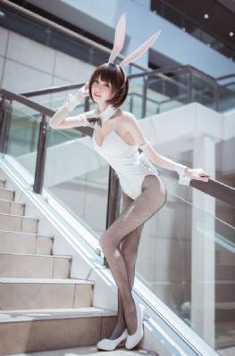 美女插鸡_1080P在线播放观看
