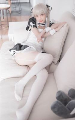 撩起老师湿润的蕾丝内裤电影_HD在线视频观看